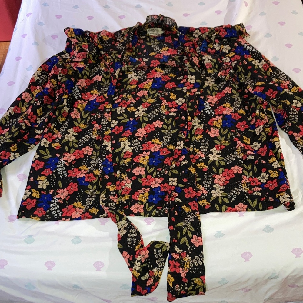 Gabrielle Molly Bracken Multicolor Floral blouse